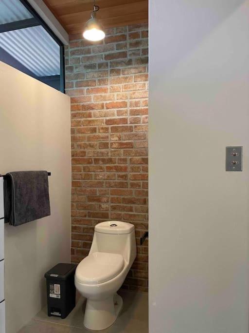 אוביטה Industrial Studio With Private Jacuzzi מראה חיצוני תמונה